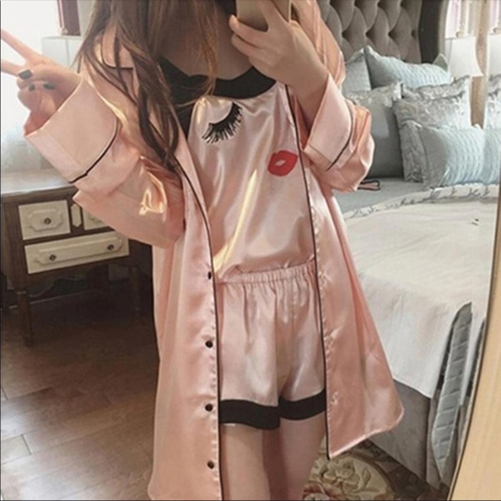 NWT 3 Piece Pajama Set in Pink ***one left*** - Picture 4 of 8